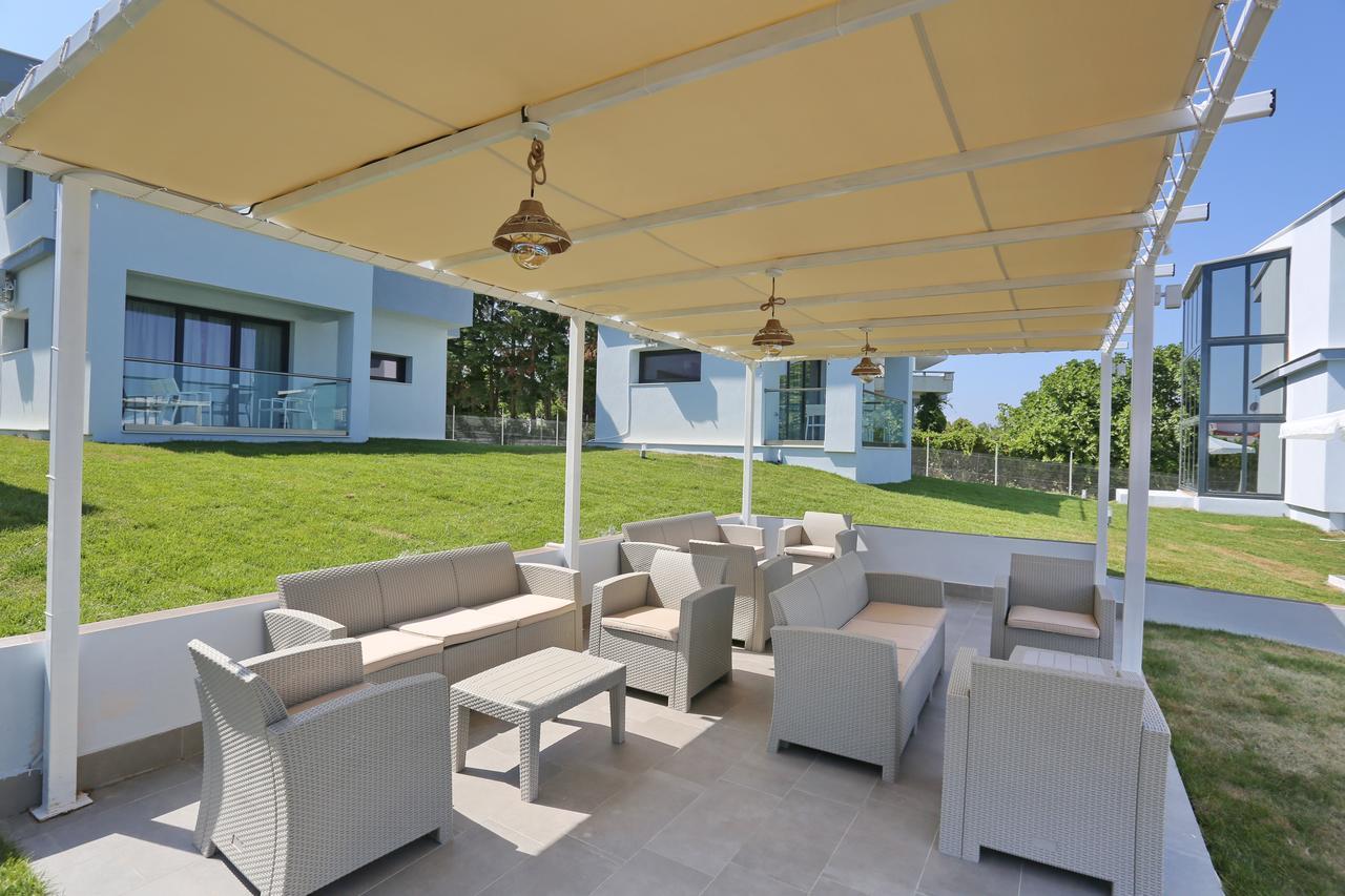 Blue Avenue Aparthotel Paliouri Luaran gambar